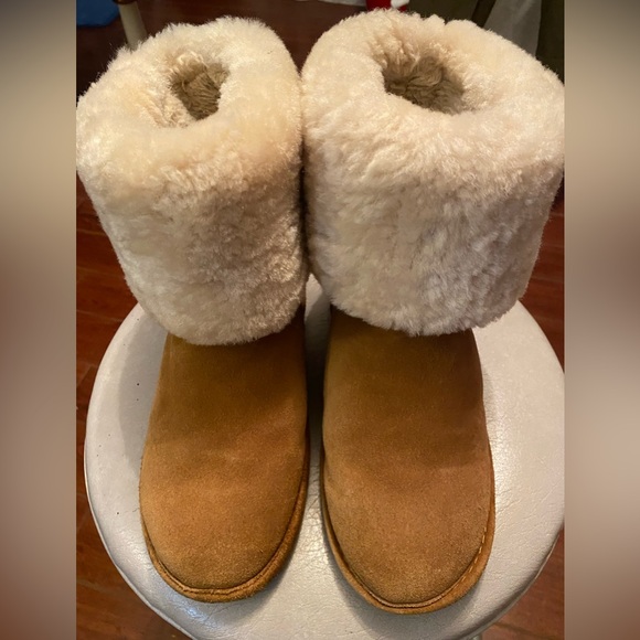 BearPaw Shoes - BEAR PAW Tall Tan Shearling Women's Boots size 11